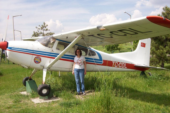 254395_228325300526832_3349591_n